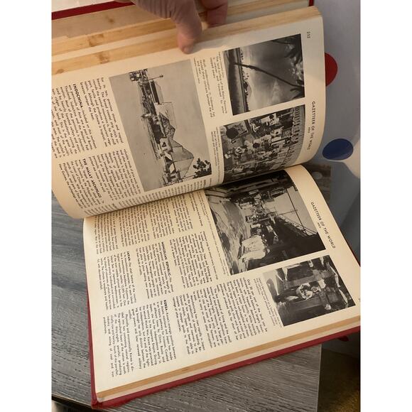 1954 Hammond's Standard World Atlas - Picture 13 of 15